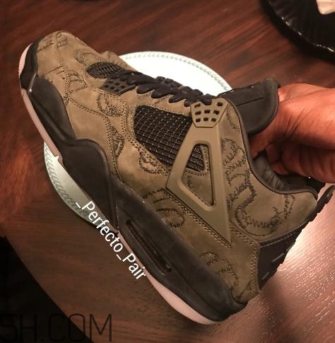 kaws與air jordan 4聯(lián)名橄欖綠版本實(shí)物什么樣？