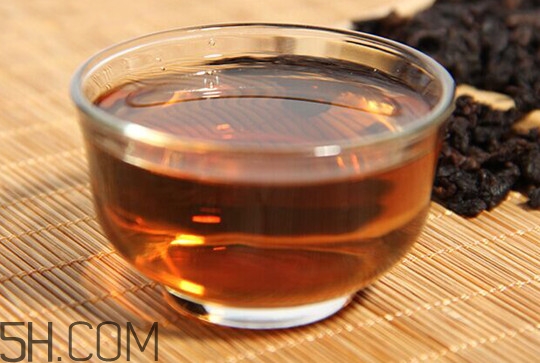 天氣干燥煲什么湯喝最好？氣候干燥喝什么茶好