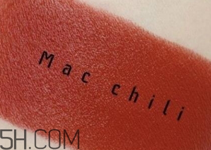 mac小辣椒和迪奧999一樣嗎？mac chili和dior999試色對(duì)比