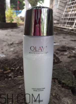 Olay15秒面膜水可以白天用嗎？能見光嗎？