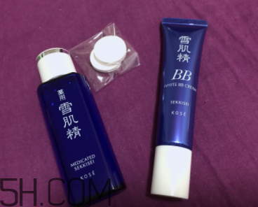 日本雪肌精bb護(hù)膚套裝有什么？適合什么膚質(zhì)？