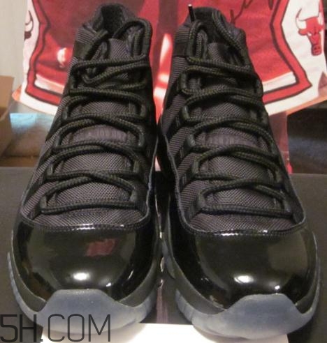 air jordan 11 blackout發(fā)售時(shí)間_多少錢？