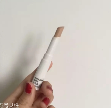 遮瑕棒什么時(shí)候用？用來修飾底妝妝容