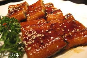 吃鰻魚會(huì)胖嗎 適量吃才行