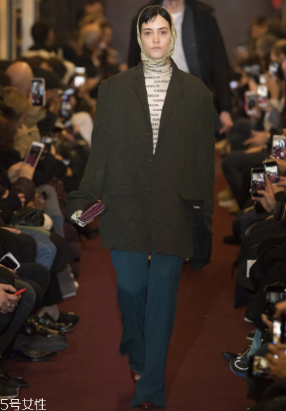 vetements2018秋冬系列服裝怎么樣_好看嗎？