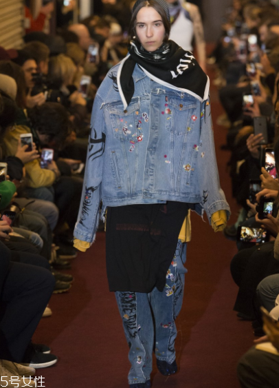 vetements2018秋冬系列服裝怎么樣_好看嗎？