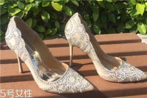 badgley mischka是奢侈品嗎？做最美最閃耀的新娘