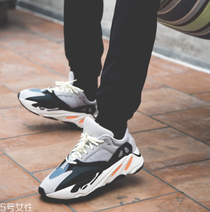 yeezy 500 2018新款配色發(fā)售時間_有哪幾款？