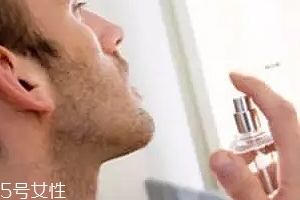 男士淡香水怎么噴？不要噴腋下