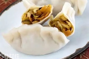 餃子餡可以放雞精嗎？會(huì)危害健康