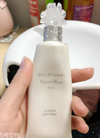 jill stuart護(hù)手霜好用嗎？不黏不膩四季可用