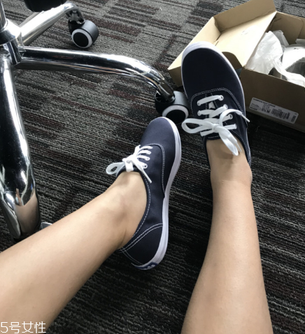 keds鞋子真假辨別 keds帆布鞋真假鑒別方法