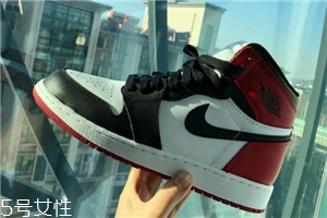 aj 1黑腳趾多少錢？aj 1黑腳趾市場價格