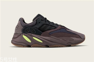 yeezy 700 mauve什么時候發(fā)售？椰子700灰紫色發(fā)售時間