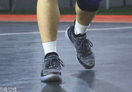 nike kd 11測(cè)評(píng) 杜蘭特11代實(shí)戰(zhàn)表現(xiàn)