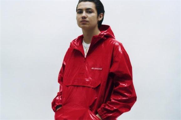 supreme2019春夏新品發(fā)售時(shí)間 多款聯(lián)名強(qiáng)勢(shì)登場(chǎng)