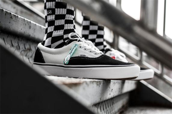 vans comfycush怎么樣 vans全新科技測評