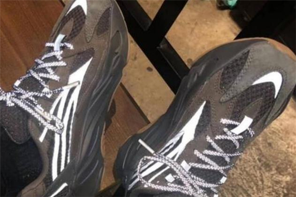 yeezy 700 geode價(jià)格 椰子700geode市場(chǎng)價(jià)格趨勢(shì)