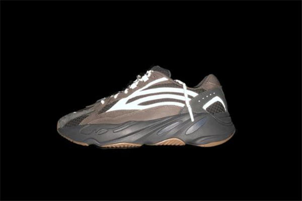 yeezy 700 v2 geode測(cè)評(píng) 椰子700geode實(shí)物上腳效果