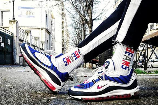 nike air max 98高達怎么搭配 ins爆款搭配