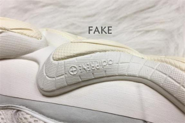 椰子500骨白真假對(duì)比 yeezy500骨白真假鑒定