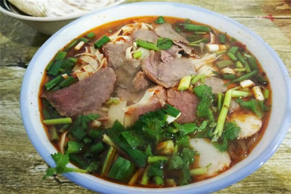 牛肉湯用牛的哪個(gè)部位 煮牛肉湯用什么牛肉好