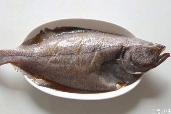 吃比目魚(yú)有什么好處呢 比目魚(yú)怎么做好吃呢