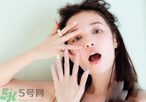 眼妝暈妝怎么辦？解救眼妝暈妝的方法