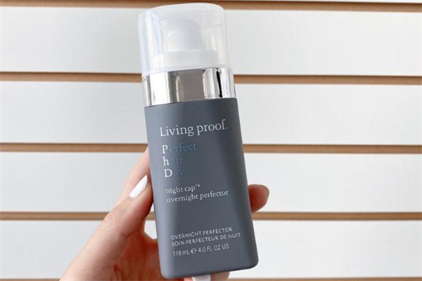 living proof發(fā)膜好用嗎-living proof發(fā)膜怎么用