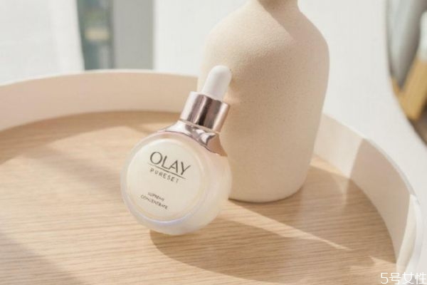 olay流光瓶真的好用嗎 olay流光瓶使用方法