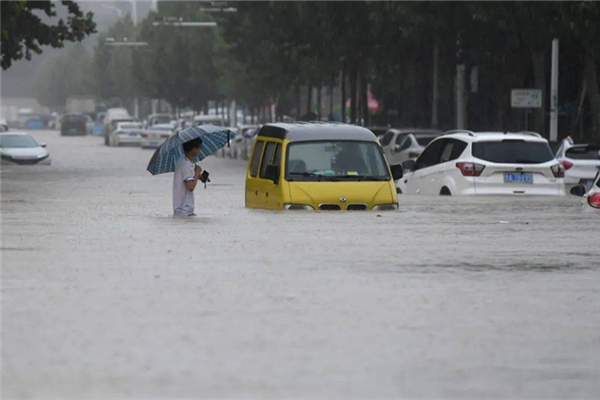 河南為何成為全國(guó)強(qiáng)降雨中心 大暴雨會(huì)把車(chē)淋壞嗎