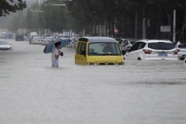 河南10個市縣累計降水量超當(dāng)?shù)爻Ｄ耆?強降雨天氣安全注意事項