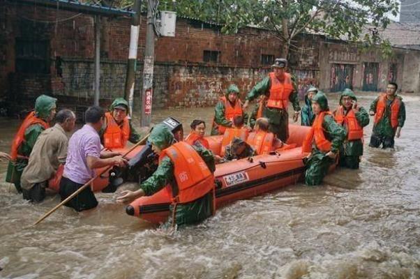 湖北隨縣柳林鎮(zhèn)遭遇極端強(qiáng)降雨 暴雨天氣要查哪些隱患