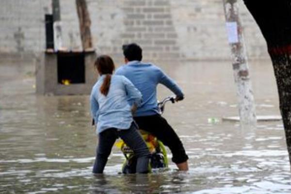 下暴雨會(huì)停電嗎 下暴雨對汽車有傷害嗎