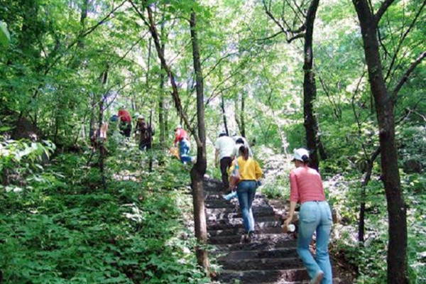 爬山是有氧運(yùn)動(dòng)嗎 爬山有什么好處