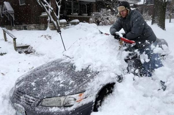 暴風(fēng)雪會造成什么影響 暴風(fēng)雪突襲如何應(yīng)對