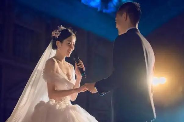 結(jié)婚伴娘懷孕對(duì)新娘有影響嗎 結(jié)婚伴娘可以租嗎