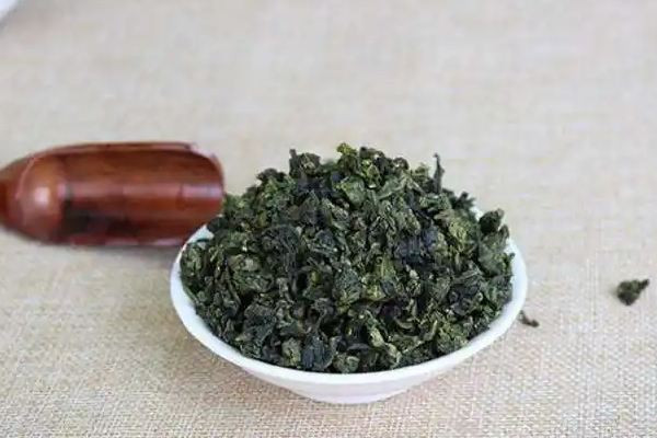 青茶是烏龍茶嗎 青茶是半發(fā)酵茶嗎